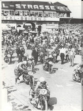 Laden Sie das Bild in den Galerie-Viewer, Motorrad Album