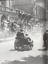 Laden Sie das Bild in den Galerie-Viewer, Motorrad Album