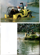 Laden Sie das Bild in den Galerie-Viewer, Street Action   •  Autos total verrückt