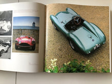 Laden Sie das Bild in den Galerie-Viewer, On Aston Martin