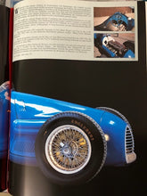 Laden Sie das Bild in den Galerie-Viewer, Automobil Museum Sammlung Schlumpf