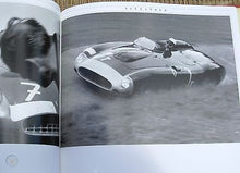 Laden Sie das Bild in den Galerie-Viewer, Salute to Ferrari