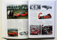 Laden Sie das Bild in den Galerie-Viewer, Bertone . Pioniere des Autodesigns
